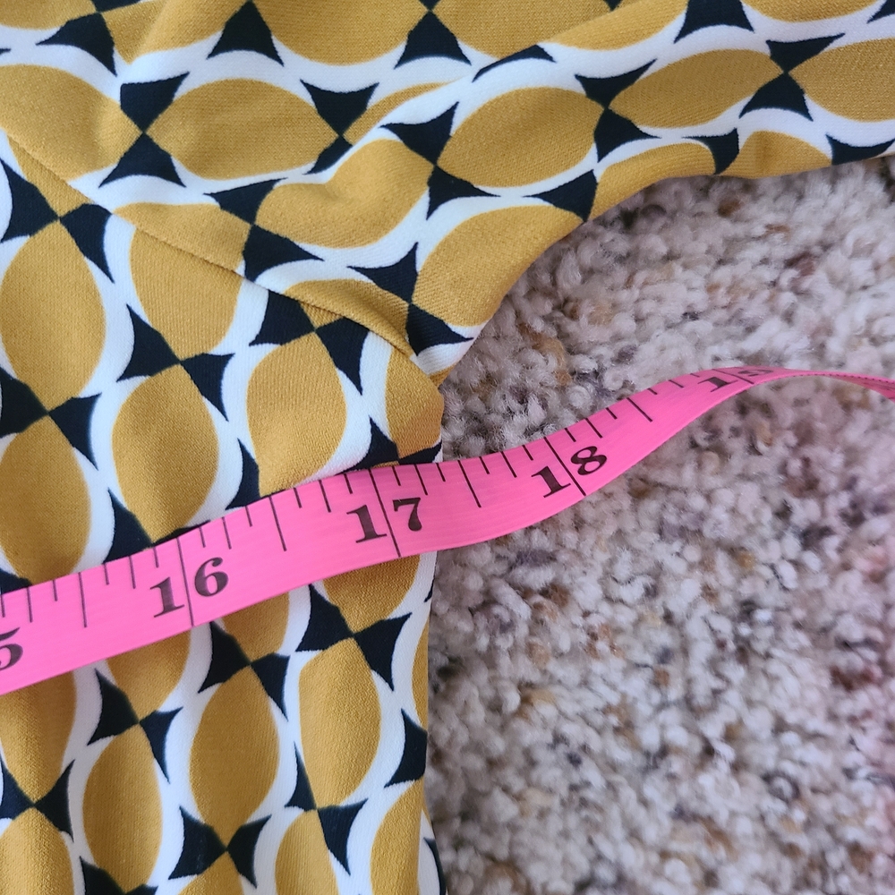 Ann Taylor Factory Faux Wrap Dress | Mustard Yellow Geo Print | Size 6 - Picture 9 of 10